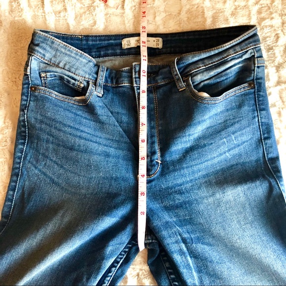 A&F High Waisted Stretch Skinny Jeans - Picture 6 of 6